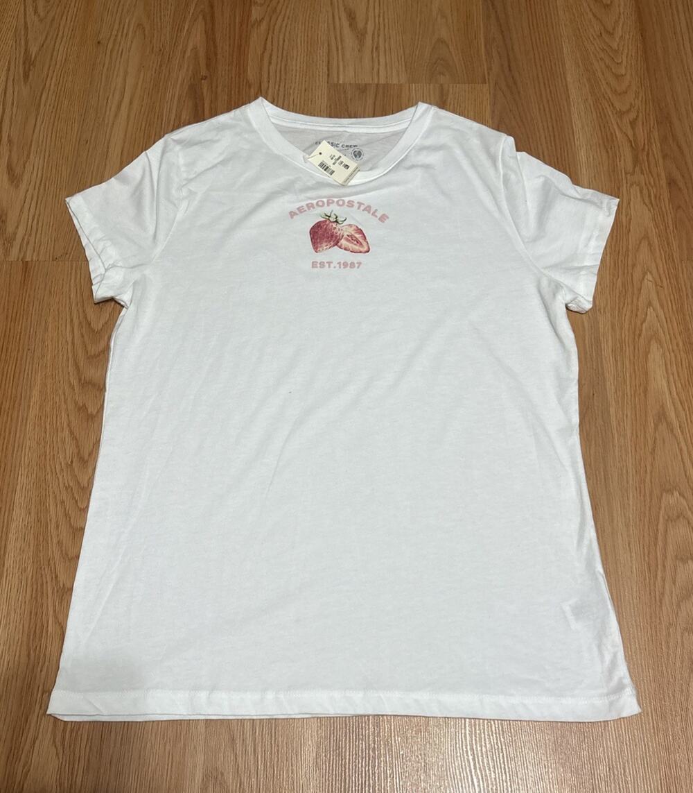 NWT Aeropostale Womens XL Classic Crewneck Strawberry Graphic Short Sleeve Tee